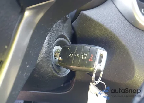 2016 Kia Sorento 2.4L Lx z USA, uszkodzony, nr VIN 5XYPG4A32GG048033